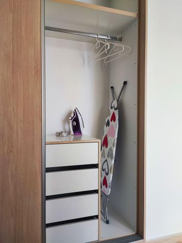 comfort_holidays_wardrobe